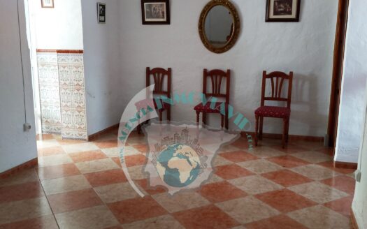REF.20025 CASA 2 PLANTAS RADIO CENTRO