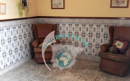 REF.18045 CASA DERRIBO-SOLAR JARDIN