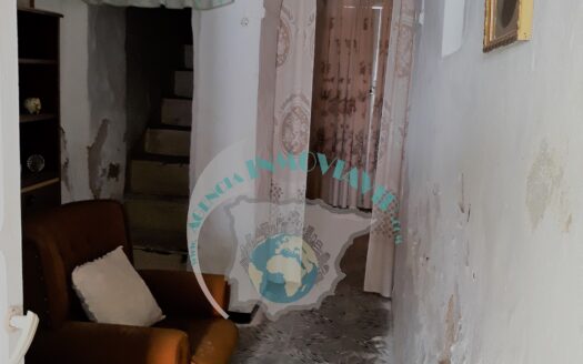 REF.18045 CASA DERRIBO-SOLAR JARDIN