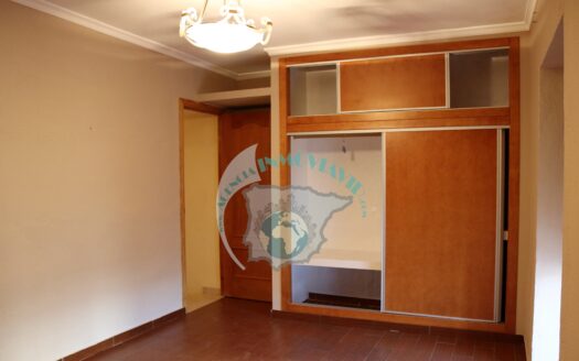 REF.ER18003 CASA SEMICENTRICA 3 HABITACIONES