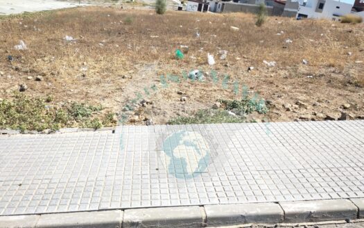 REF.19037 SOLAR URBANO EN ESQUINA 161M2