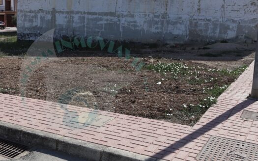 REF.21029 SOLAR-TERRENO EN ESQUINA