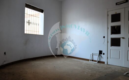 REF.21056 BLOQUE DE PISOS ¡PONLE PRECIO!