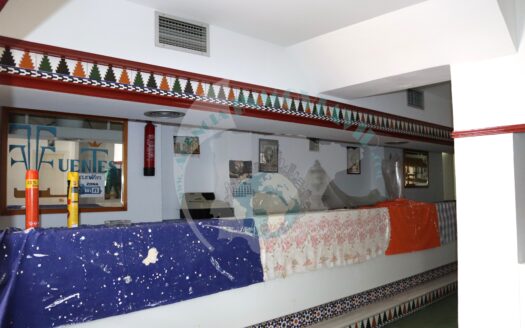 REF.21053 LOCAL CENTRICO CAFETERIA/ PUB