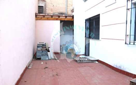 REF.21056 BLOQUE DE PISOS ¡PONLE PRECIO!