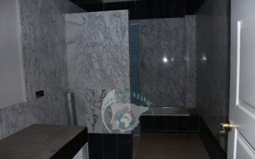 REF.21055 PISO A ESTRENAR – PLENO CENTRO