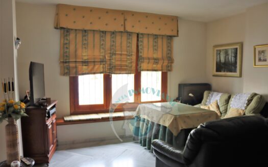 REF.ALG21008 GRAN VIVIENDA DE 3 PLANTAS CON SOTANO AMPLIO PATIO Y TERRAZA