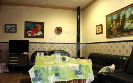 REF.22025 FINCA CON VIVIENDA Y PARCELA