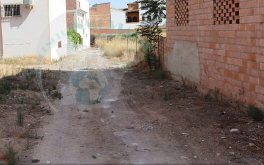 REF.22035 SOLAR URBANO EN BENAMEJI