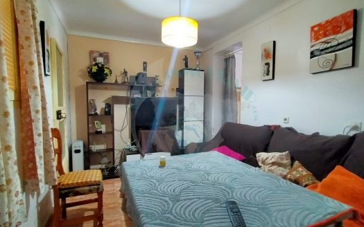 REF.ER22011 CASA ECONOMICA CON 4 HABITACIONES