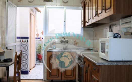 REF.22072 VIVIENDA SEMICENTRICA CON PATIOS