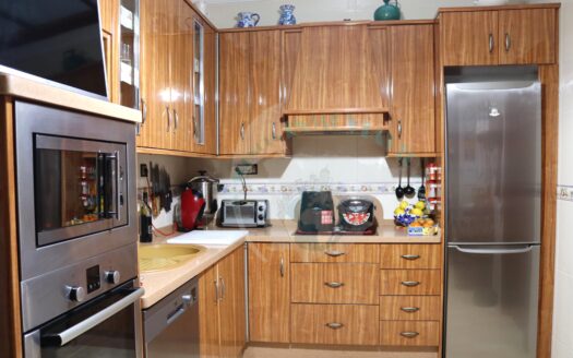 REF.ER23003 IMPRESIONANTE CASA AMPLIA PARA FAMILIAS