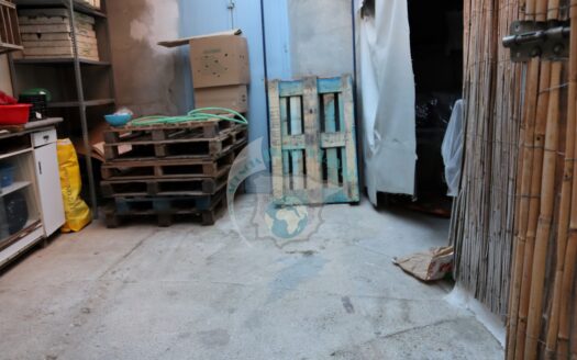 REF.23035 VENTA DE NAVE CON PATIO EN BENAMEJI