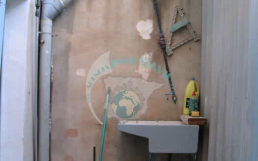 REF.23037 CONJUNTO DE NAVES EN VENTA EN BENAMEJI