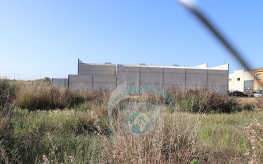 REF.23042 SE VENDE PARCELA INDUSTRIAL EN BENAMEJI