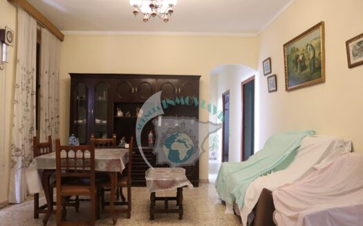 REF.23049 VENTA DE SOLAR + CASA