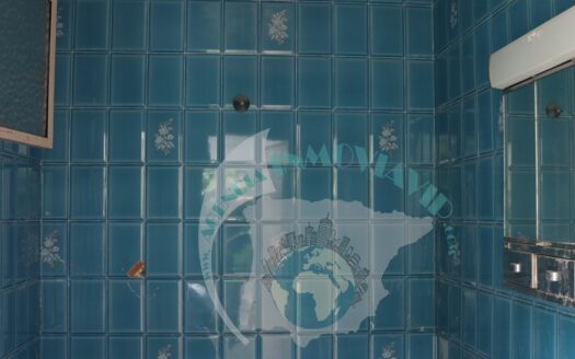 REF.23055 CASA DERRIBO CON UN SUELO DE 211 M2