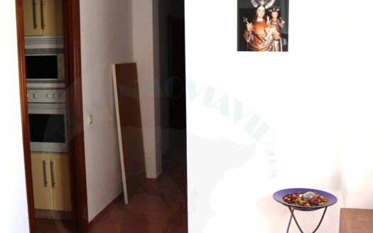 REF.23071 SE VENDE PISO AMPLIO CON ASCENSOR EN BENAMEJI