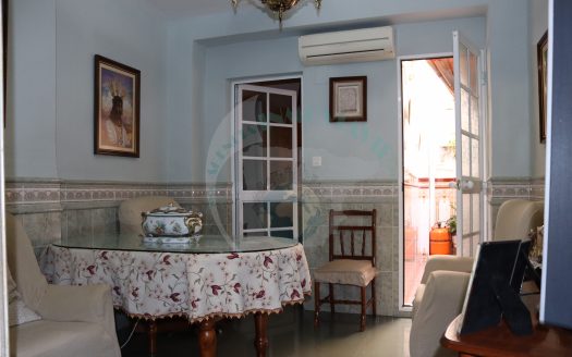 REF.24028 EXCLUSIVA CASA DE 4 NIVELES