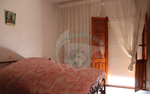 REF.24018 ¡¡ CASA EN BENAMEJI CON VARIAS OPCIONES !!
