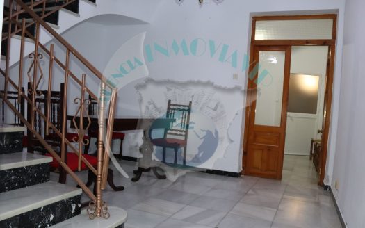 Ref. 22002 – Casa unifamiliar a dos calles con terraza en Benamejí (Córdoba)